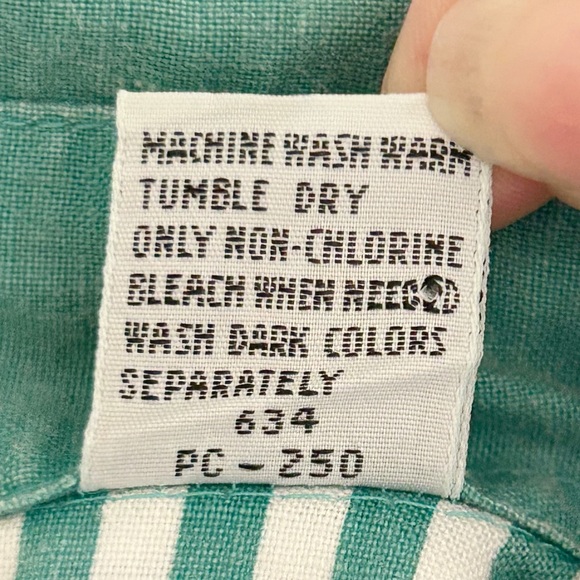 Vintage Van Heusen Teal Green Men’s Button Up T Shirt White Stripes XL Cotton - Picture 11 of 13